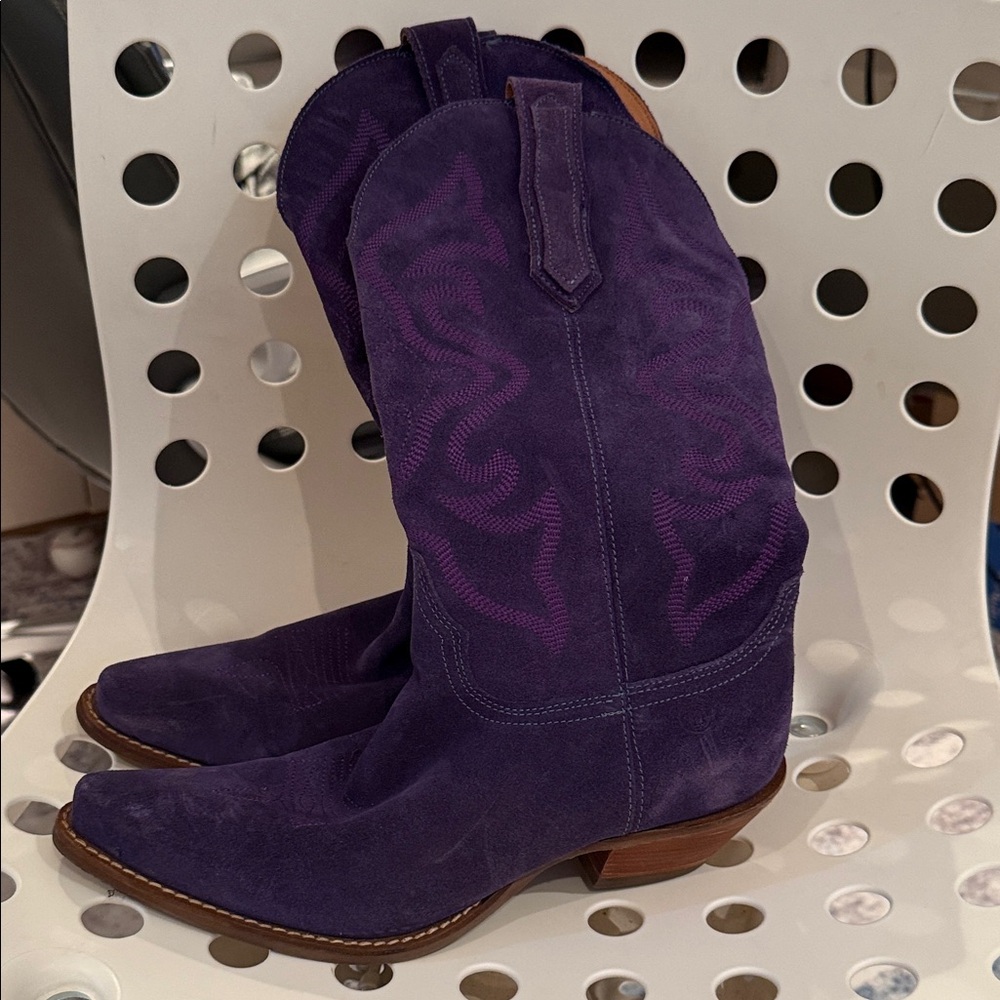 Purple/plumb Western Boots cowboy boots 8.5